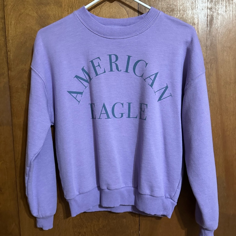 American Eagle Women’s Crew Sweatshirt